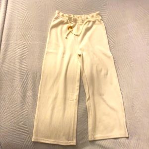 Girls cream ribbed pants with belt